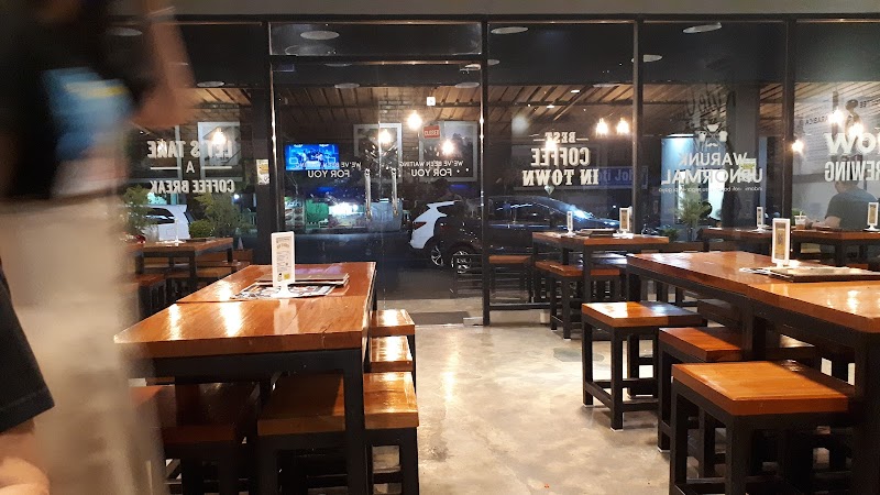 Rasa Hangat di Jantung Cilacap: Arum Cafe